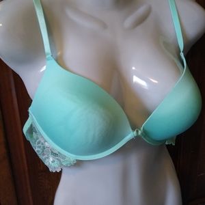 New Candies bra 38c